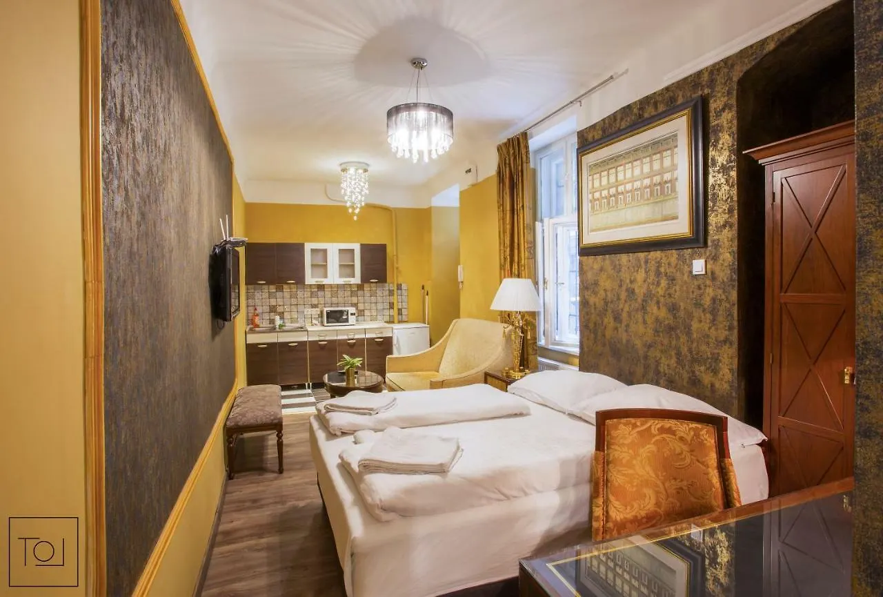 Ground Floor Studio Apartment Budapest