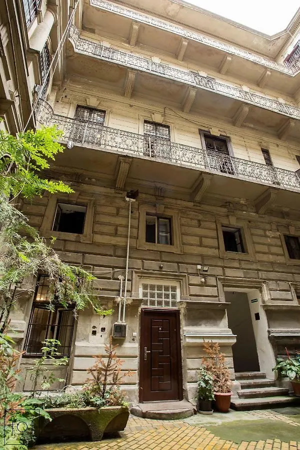 Ground Floor Studio Apartment Budapest