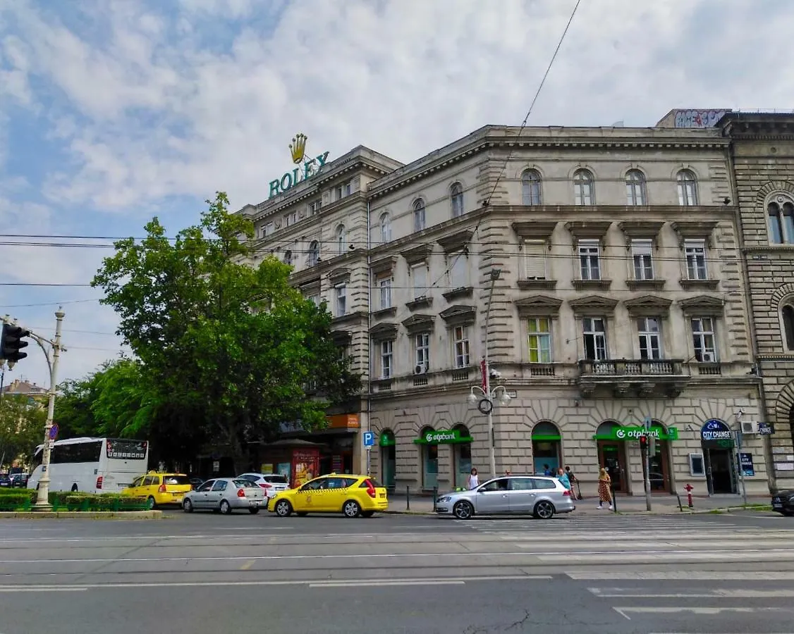 Ground Floor Studio Apartment Budapest